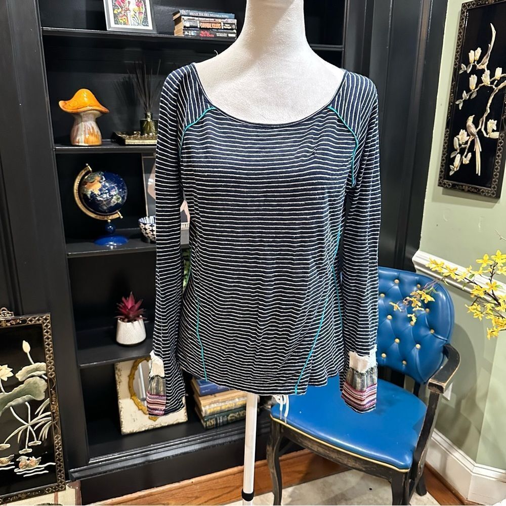 Sundance Blue Striped linen Artsy Cuff Size Medium